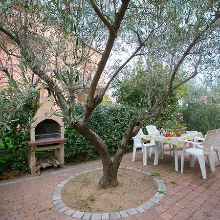 Sleeps 4 Air Con Lejlighed