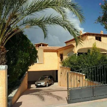 Lejlighed Sleeps 4 Air Con Budoni
