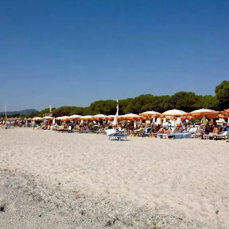 Lejlighed Sleeps 4 Air Con Budoni